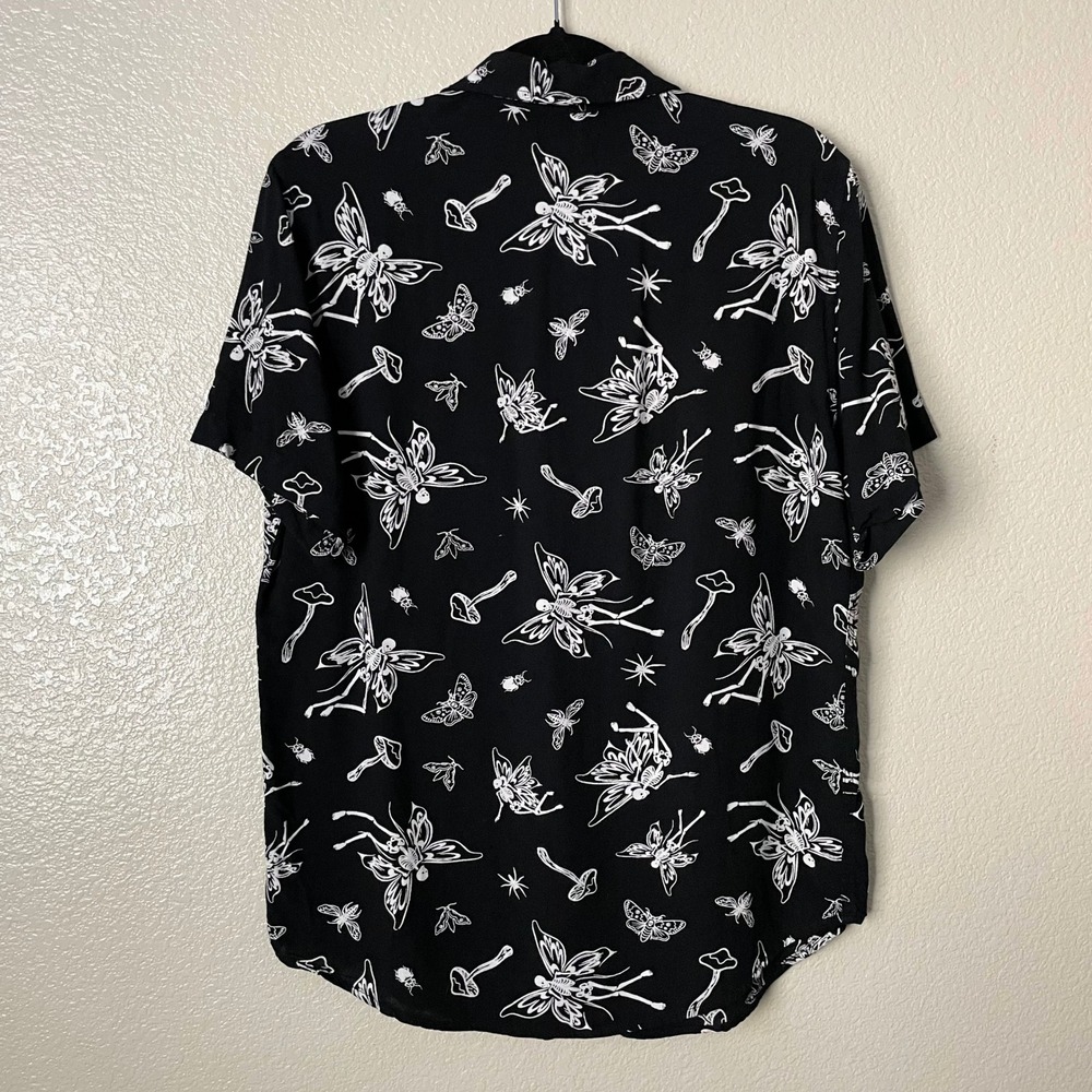Hot Topic Top Womens Medium Skeleton Fairy Mushroom Bug Novelty Grunge Goth - Picture 8 of 10